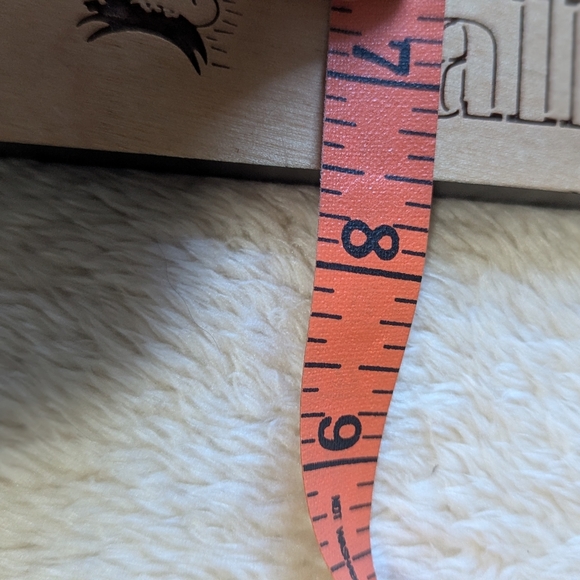 Darling Wooden Cat-Themed Picture Frame 4x6 - Picture 3 of 7